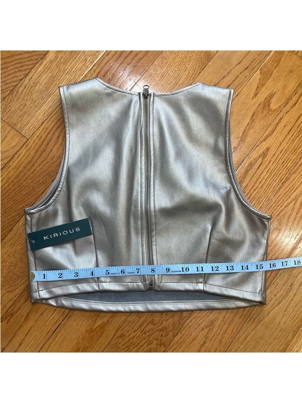 Kirious Women's Metallic Faux Leather Crop Top Trendy silver Sz L - Picture 8 of 11
